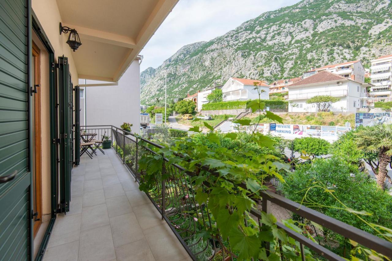 Apartments Kiki Kotor Eksteriør billede